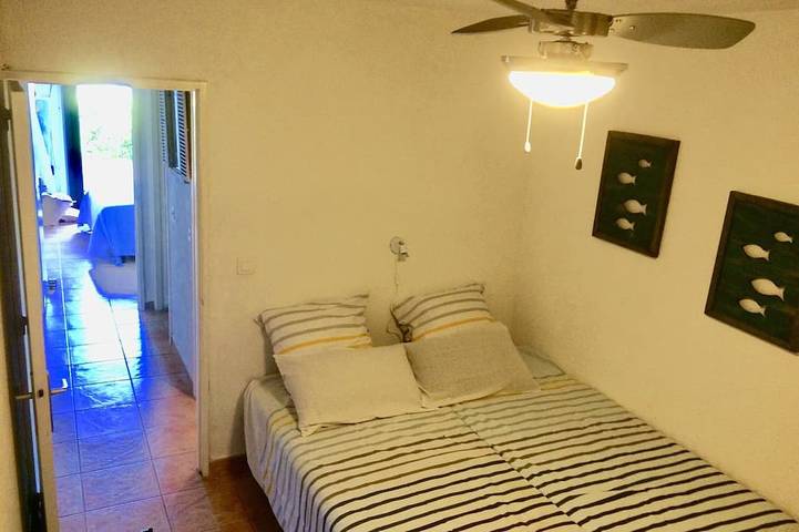 Appartement entier, Appartement  Pieds dans l'eau climatisé (4/6 pers) in Cap d'Agde, Agde
