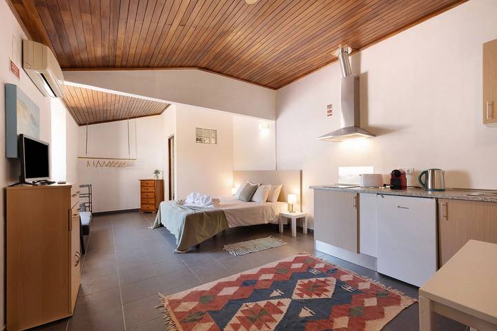 Apartamento entero, Apartamento vacacional "A Cerca - B" con piscina, Wi-Fi y jardín in Santa Maria, São Gonçalo de Lagos
