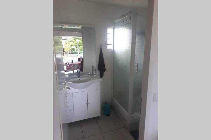 Gîte pour 4 personnes, avec terrasse à Saint-Claude (Guadeloupe) - 2