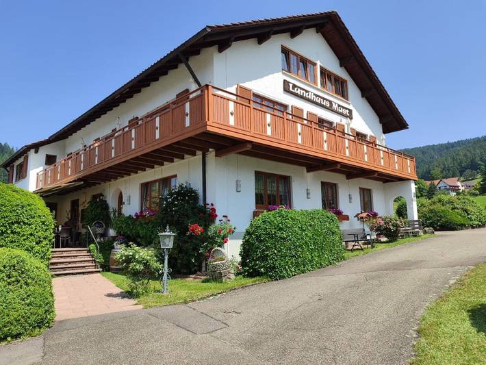 Maison d’hôte pour 2 personnes, avec Balcon ainsi que Terrasse et Jardin à Baiersbronn