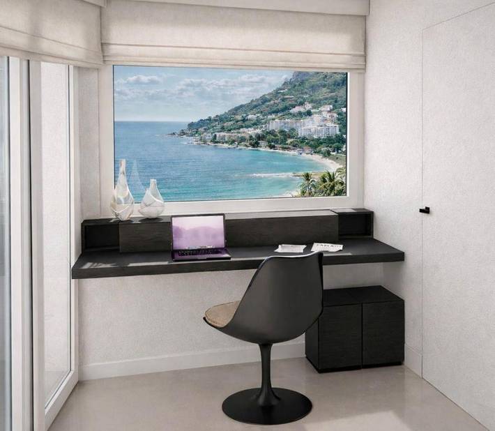Gîte pour 4 personnes, avec terrasse et vue, animaux acceptés dans Plage Du Golfe Bleu Roquebrune Cap Martin