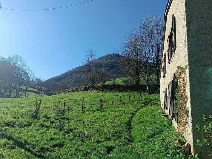 Gîte pour 2 personnes, avec Balcon et Terrasse ainsi que Jardin et Vue à Nistos - 2