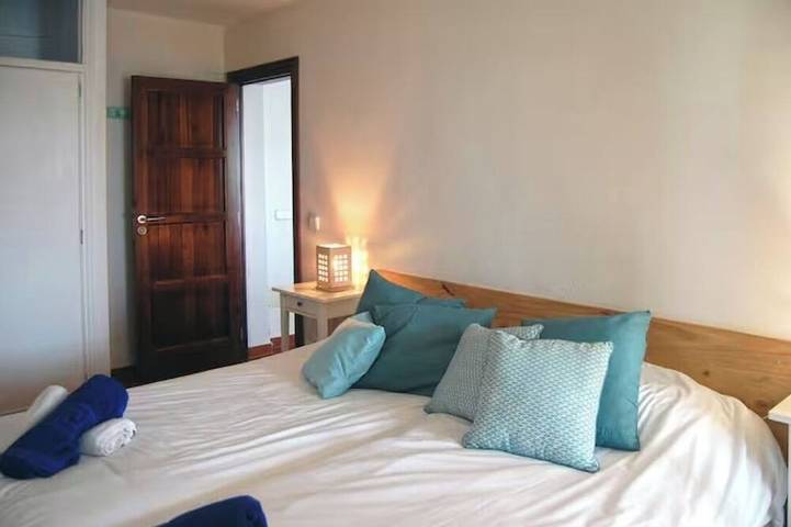 Looking for calm? House in the middle of nature: sea views and swimming pool in Tolleric, Llucmajor