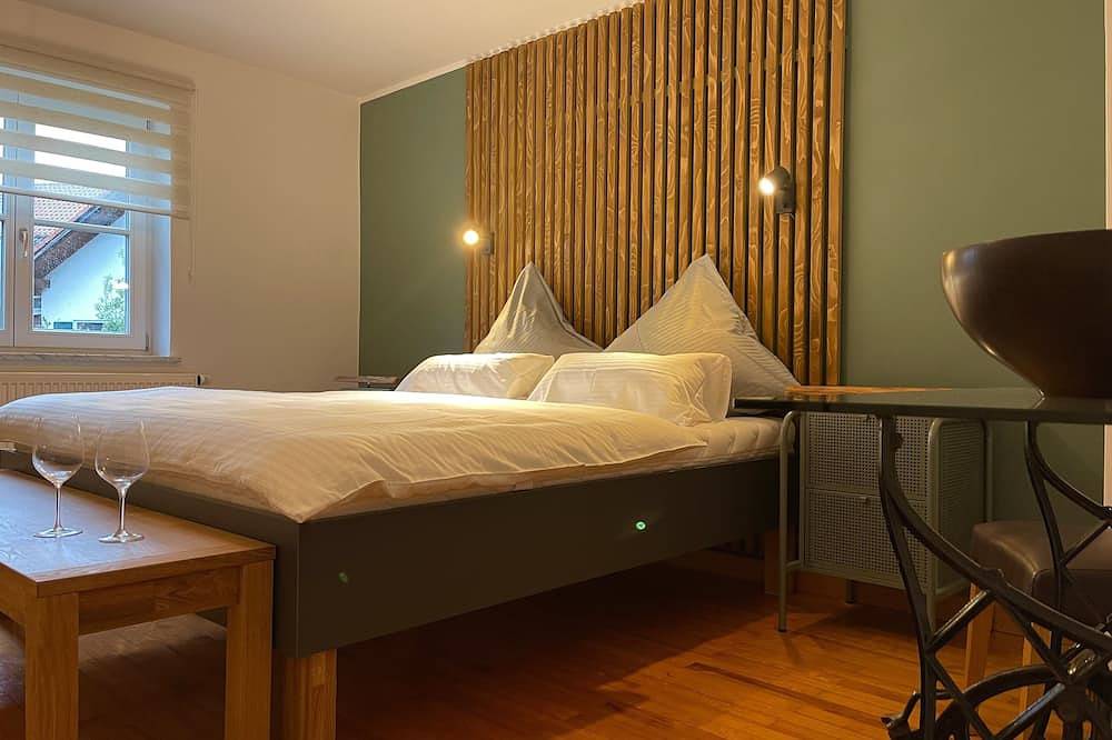 Schleichhof Ammersee: Wohnkomfort auf 300qm + Terrasse & Garten (max. 15 Pers.) in Dießen am Ammersee, Ammersee