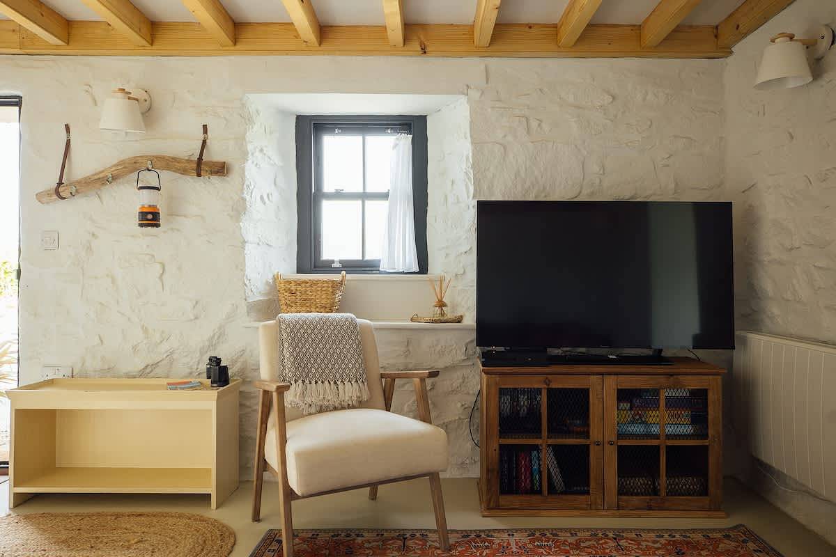 Cliff-top Cottage on Coast Path w/Panoramic Views in Trefin, Pembrokeshire