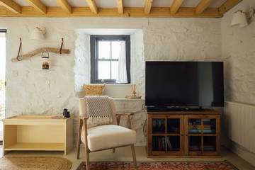 Holiday Rental for 4 People in Trefin, Pembrokeshire, Photo 3