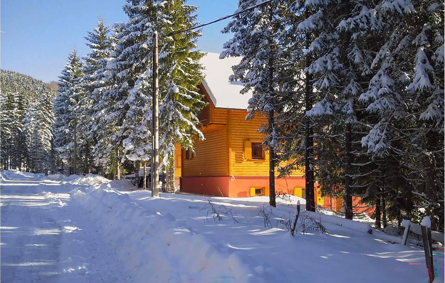 Ganze Ferienwohnung, Gemütliche 2-Zimmer-Wohnung mit Terrasse in der Nähe von Mrkopalj und den Skipisten in Mrkopalj, Primorje-Gorski Kotar