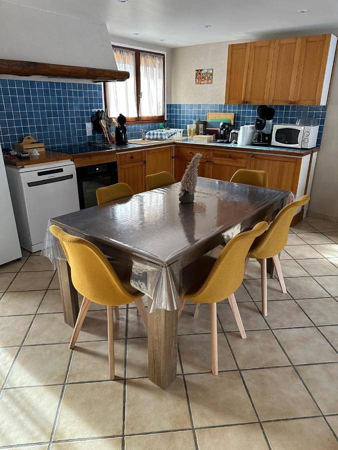 Location de vacances pour 6 personnes, avec terrasse et jardin à Saint-Christophe (Savoie) - 2