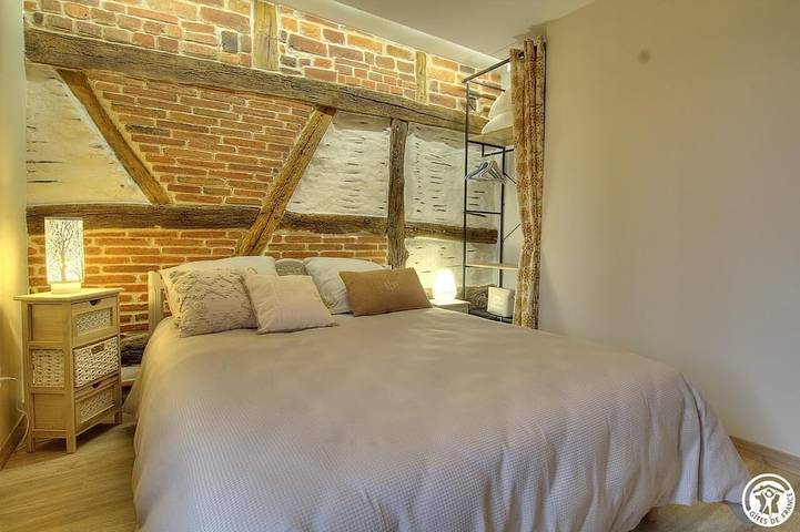 Location de vacances pour 5 personnes, avec jardin à Marboz - 2