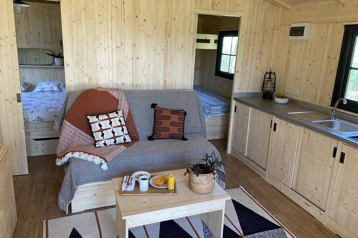 Location de vacances pour 14 personnes, avec piscine ainsi que jardin et terrasse à Sillé-le-Philippe - 4