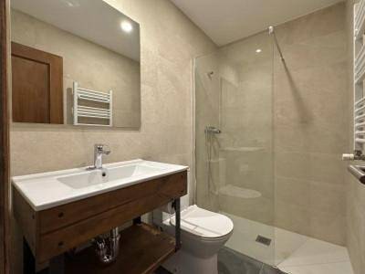 Casa de vacaciones para 10 personas, con terraza y jardín en Comarca de Aoiz - 2