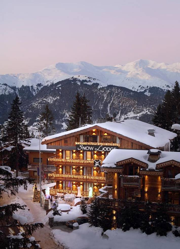 Hôtel pour 2 personnes, avec Jacuzzi et Terrasse ainsi que Piscine et Sauna
