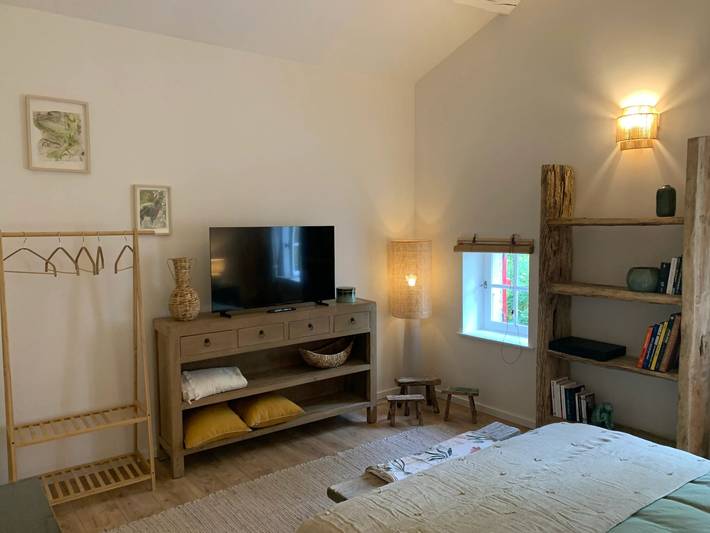 Location de vacances pour 2 personnes, avec terrasse ainsi que jardin et piscine à Figanières - 3