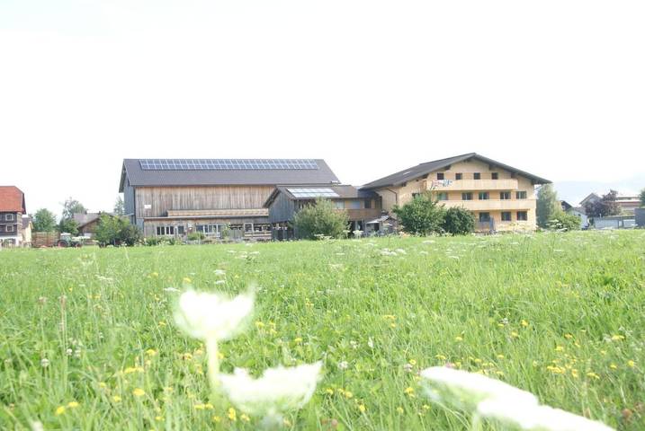 Ferienwohnung für 4 Personen, mit Garten und Ausblick