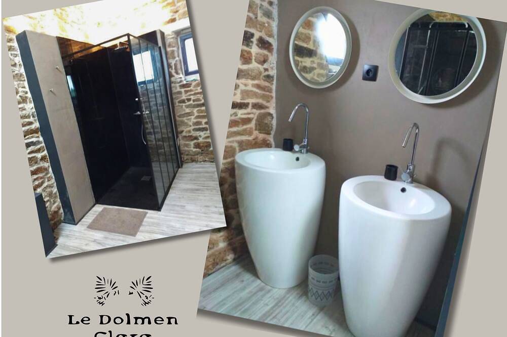 Le Loft du Dolmen Clara classé 5 étoiles, entre mer & campagne in Plounévez-Lochrist, Ceinture Dorée
