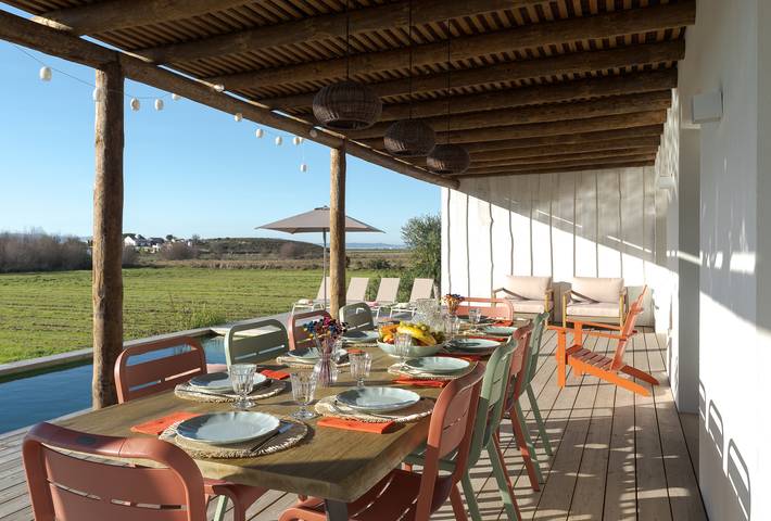 Location de vacances pour 10 personnes, avec terrasse et jardin à Comporta - 2
