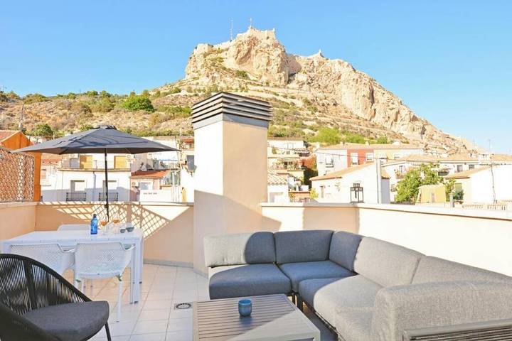 Loft voor 2 personen, met uitzicht en terras in Alicante