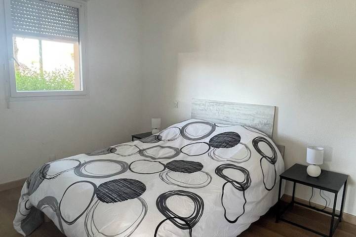 Ganze Wohnung, Appartement T2 Mirepoix in Mirepoix, Ariège