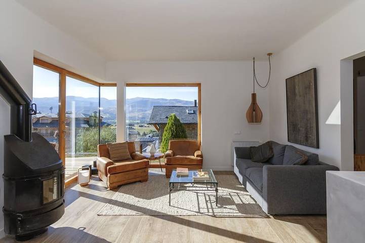 Apartamento para 7 personas, con balcón y jardín en Alp