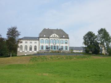 Castello per 24 Persone in Marchin, Vallonia, Foto 3