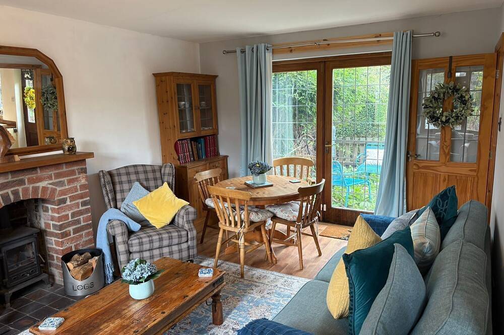 Cottage for 4 People in Bedford, Bedfordshire