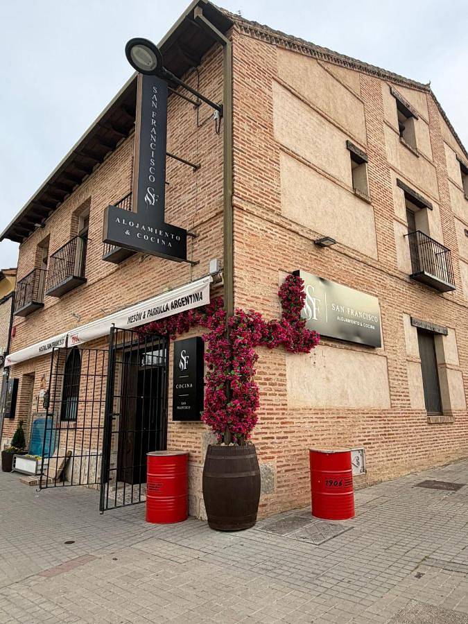 Casa de huéspuedes para 2 personas, con Balcón además de Terraza y Vistas en Rueda (Valladolid)