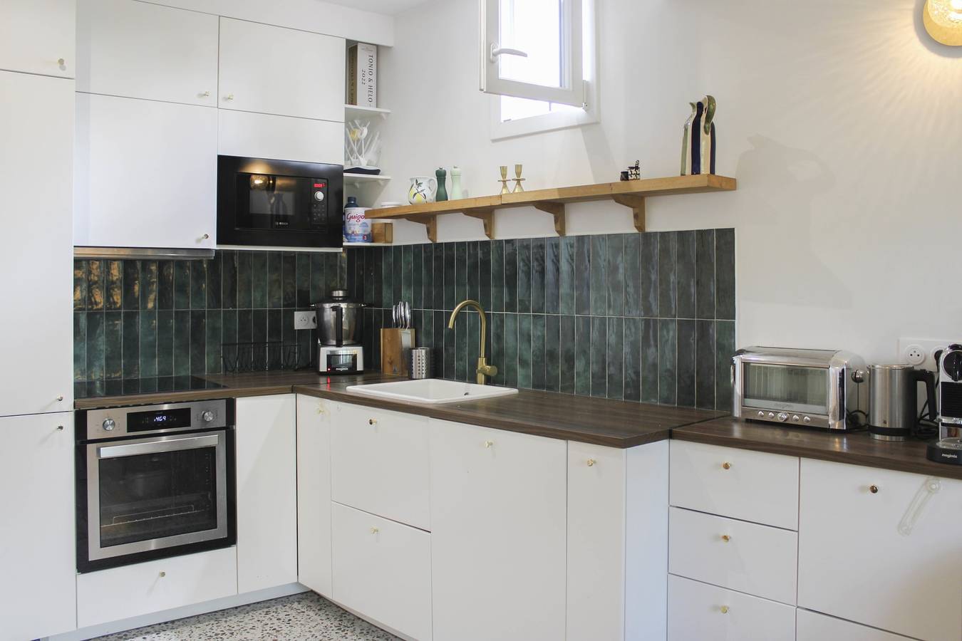 Entire apartment, Bright apartment near metro in Clichy, Hauts-de-Seine