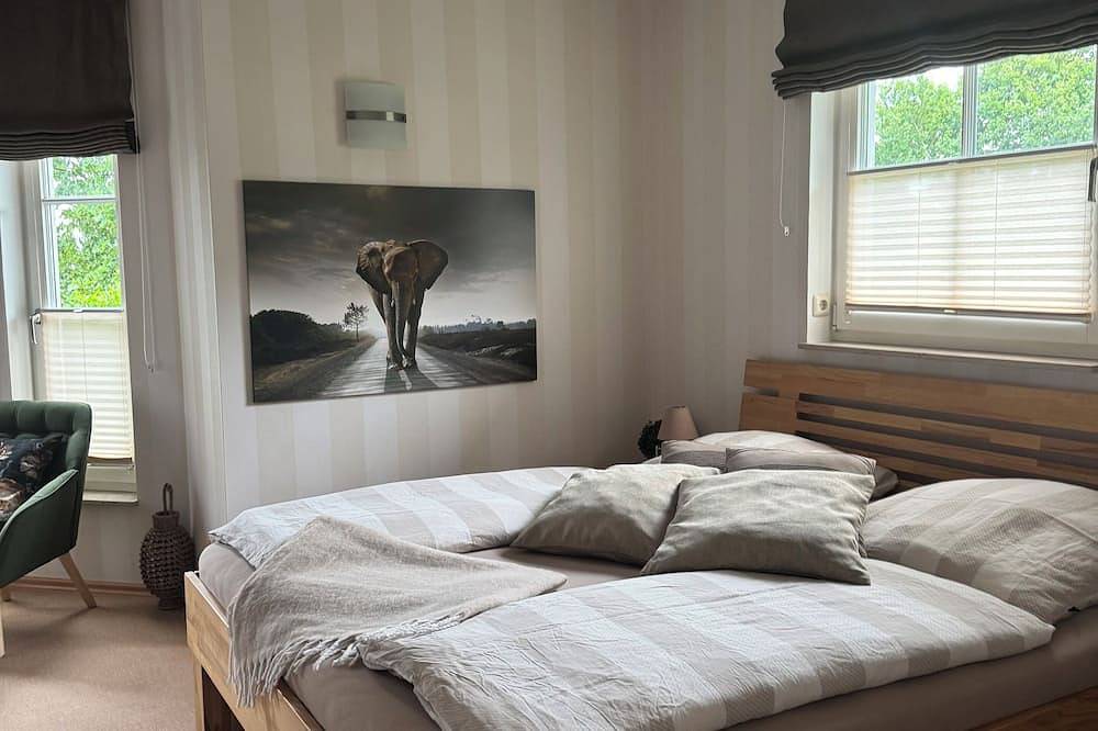 Ganze Wohnung, Moderne, großzügige, hochwertig eingerichtete, Ferienwohnung für 2-3 Personen in Sehlen, Bergen auf Rügen und Umgebung