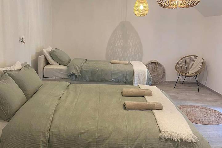 Location de vacances pour 9 personnes, avec jardin dans Sohier - 4