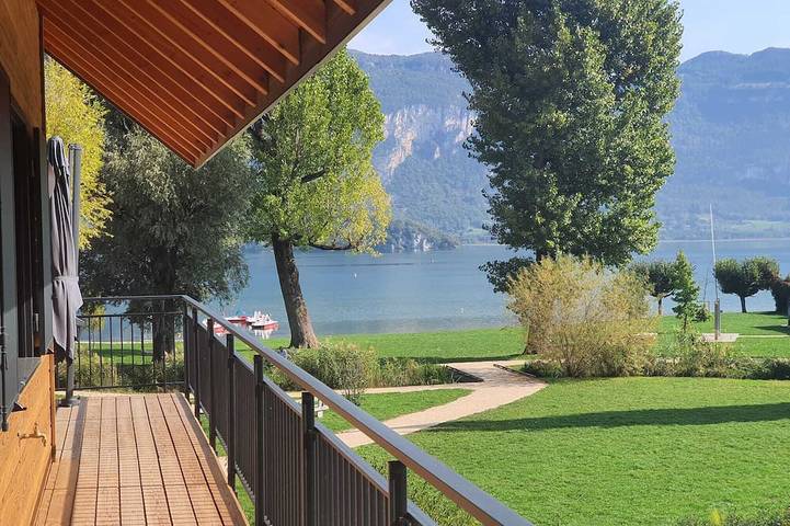 Gîte pour 10 personnes à Conjux