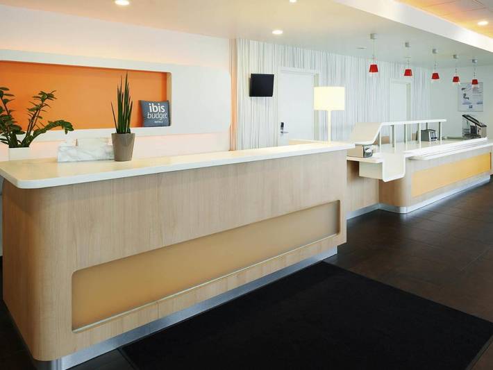 Hôtel pour 3 personnes, avec terrasse ainsi que vue et jardin à Leeuw-Saint-Pierre - 3