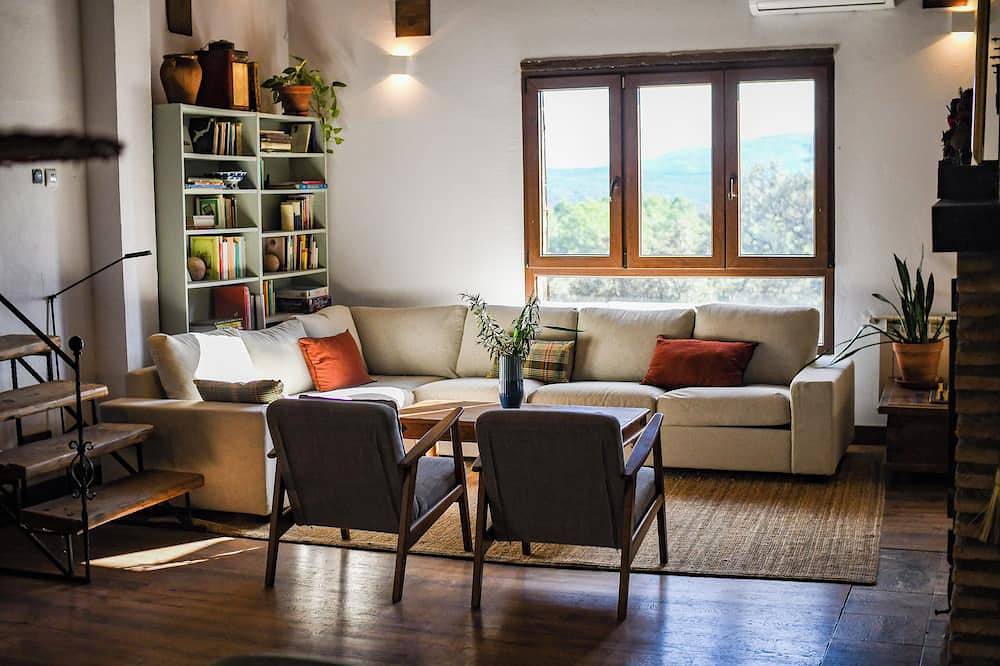 Casa Rural Las Corzas in Casavieja, Provincia de Ávila