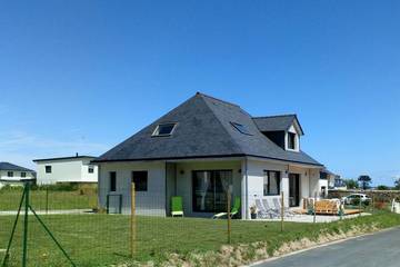 Location de vacances pour 9 personnes, avec terrasse et jardin à Saint-Pol-de-Léon