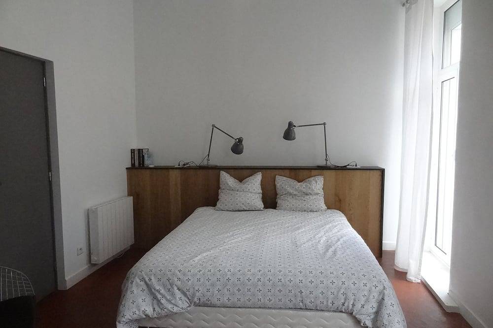 Belle maison de ville, 8 pers, ext/piscine, 10mn plages Cassis et La Ciotat in Roquefort-la-Bédoule, Région de Marseille