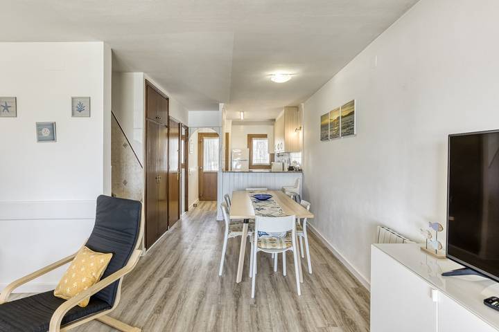 Ganze Wohnung, Apartment 'Big Salins' mit Meerblick, Wlan und Klimaanlage in Empuriabrava, Oberampurien