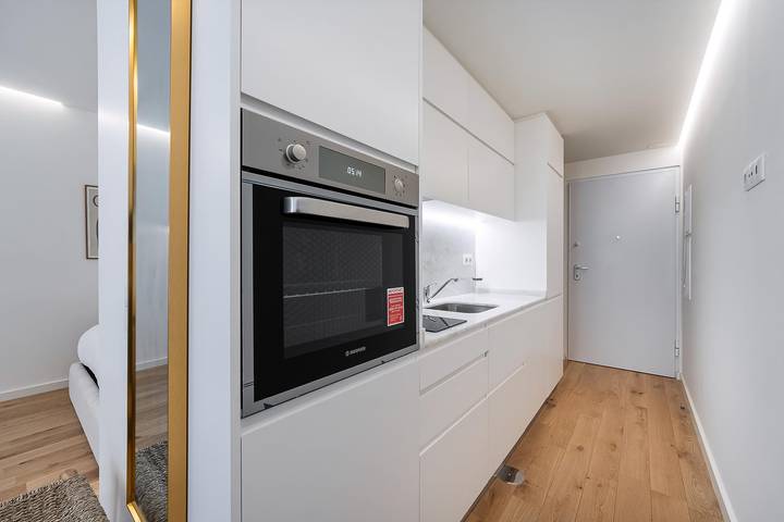 Estudio entero, GuestReady - Elegante casa contemporánea en Oporto in Santo Ildefonso, Cedofeita, Santo Ildefonso, Sé, Miragaia, São Nicolau e Vitória