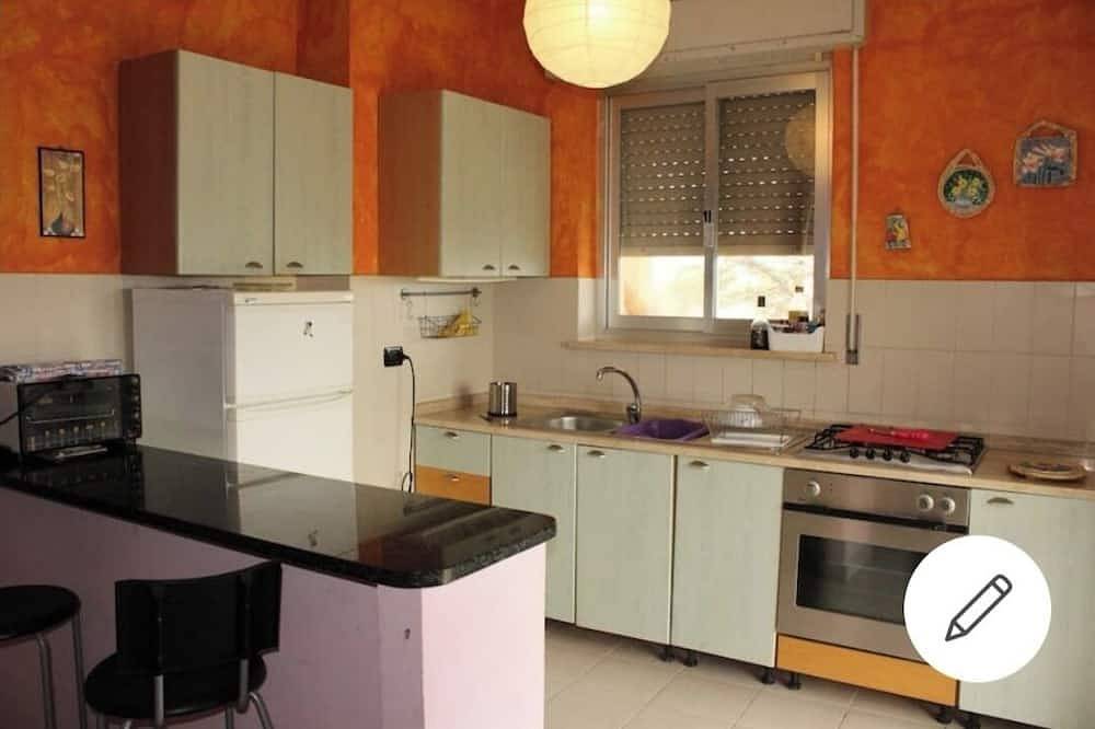 Villa Eden Appartamento in Villa a 5 Minuti Dalla Spiaggia di Sabbia Fine in Gallina - Avola, Avola