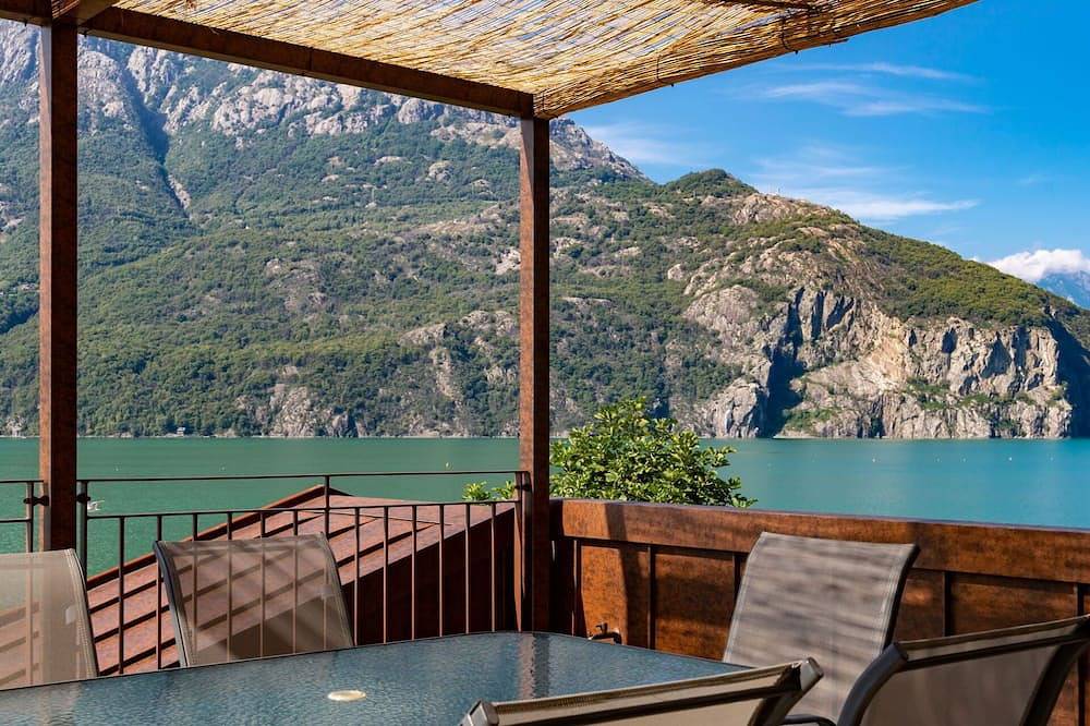 Atemberaubendes  Ferienhaus für 12 Personen mit  W-Lan, Tv und Terrasse in Verceia (Dorf), Verceia