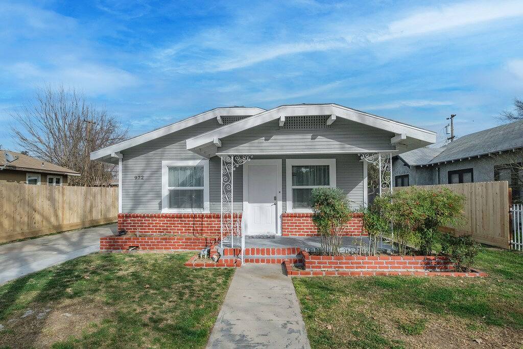Cozy 2B/1Bth w Spacious Parking inside Fence in Fresno, Fresno County