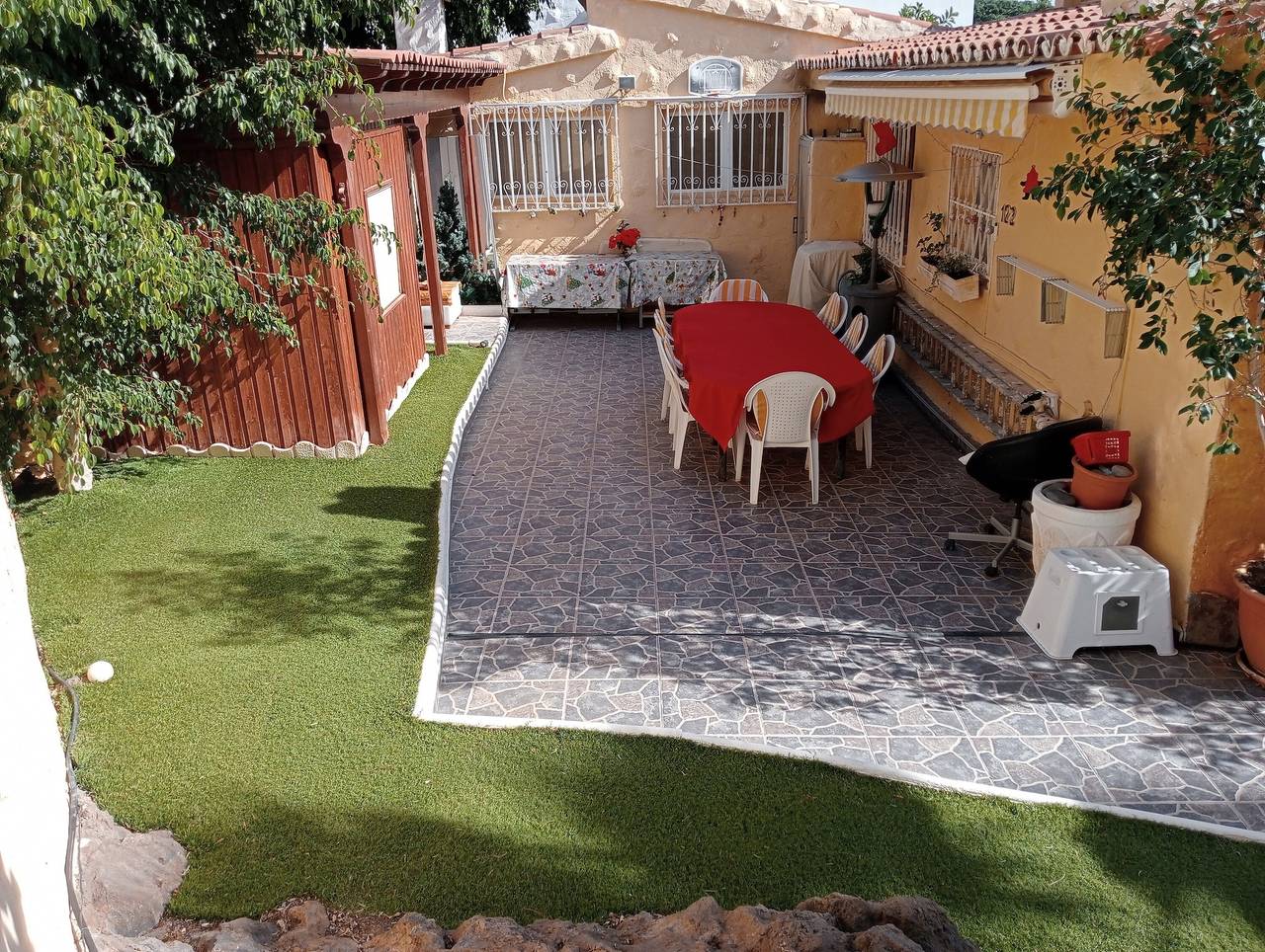 Maison de vacances « La Casuca » avec vue sur la montagne, piscine partagée et Wi-Fi in Chayofa, Arona