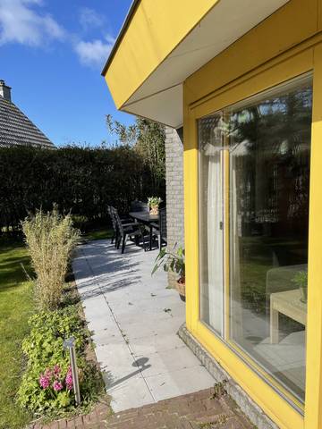 Vacation Rental for 5 Guests in Julianadorp, Dutch Coast, Picture 1