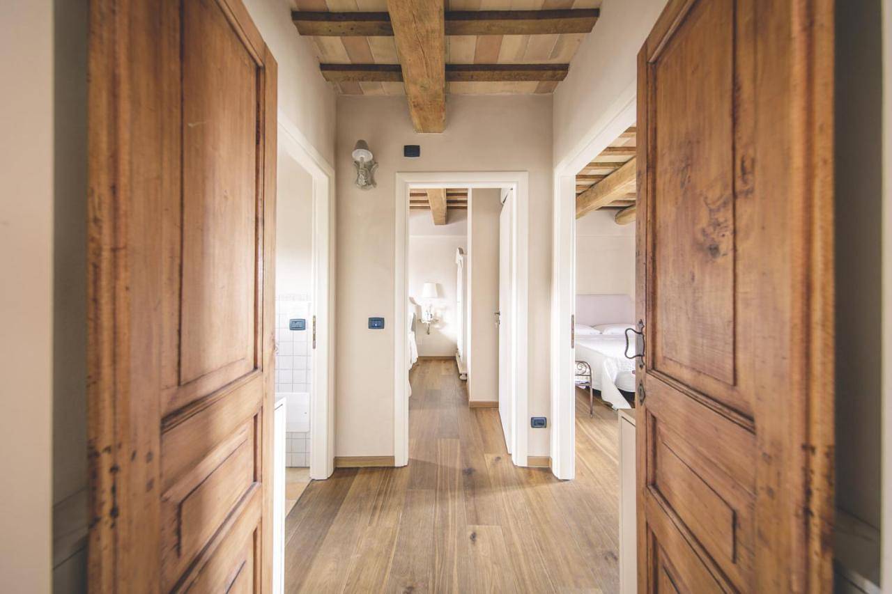 Double Room in Fossombrone, Valle del Metauro
