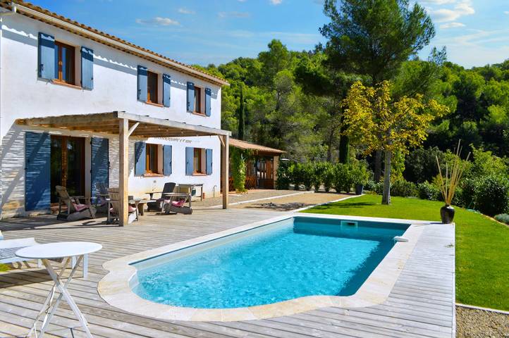 Gîte pour 10 personnes, avec piscine à Tourtour - 2