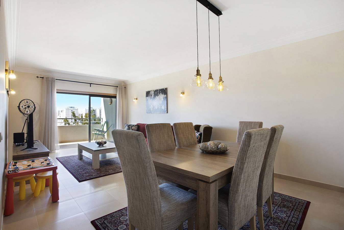Entire apartment, Apartment Villa Rosa with A/C, Wi-Fi, Terrace and Balcony in Praia da Rocha, Portimão