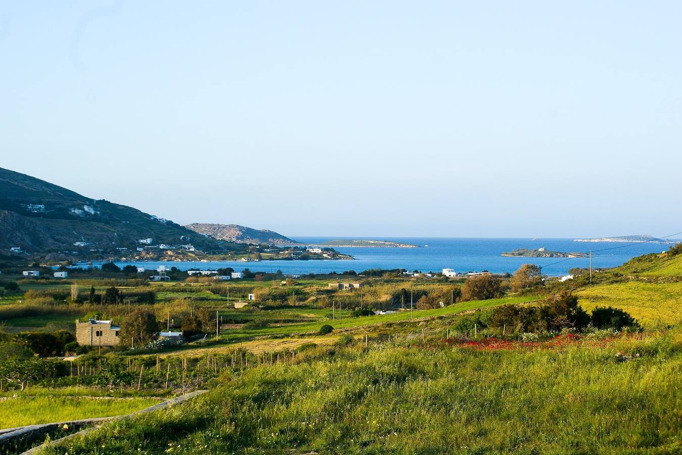 Country House 'House with Private Pool' with Private Pool, Wi-Fi and Air Conditioning in Paros