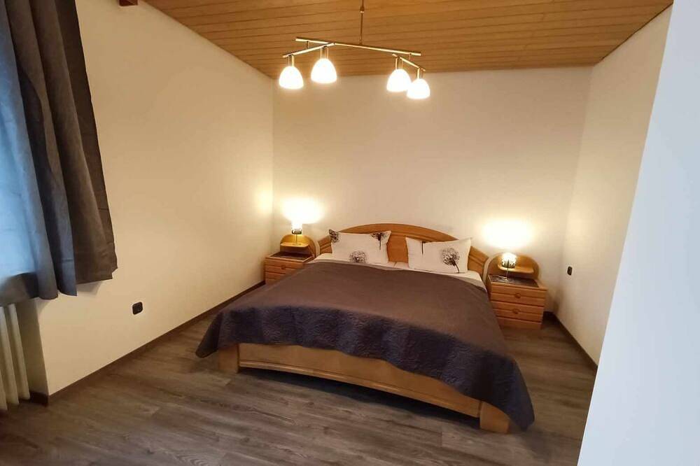 Entire apartment, Vacation apartment with 2 bedrooms in Mehlmeisel, Landkreis Bayreuth
