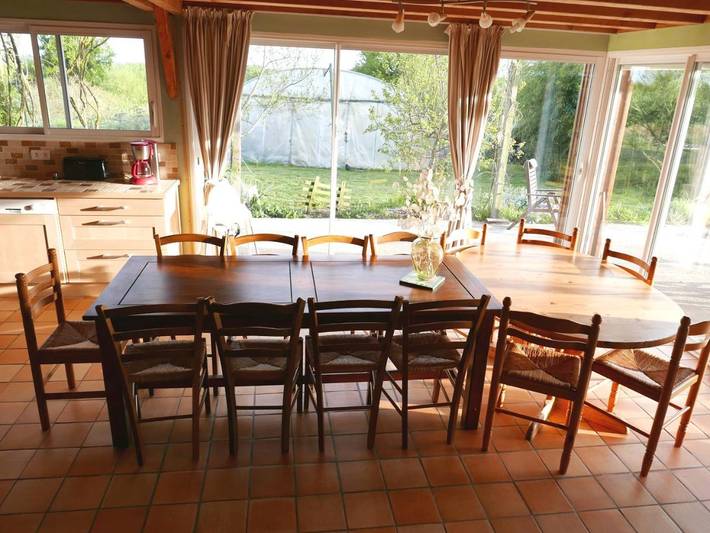 Location de vacances pour 15 personnes, avec jardin ainsi que piscine et vue, adapté aux familles à Héric - 4