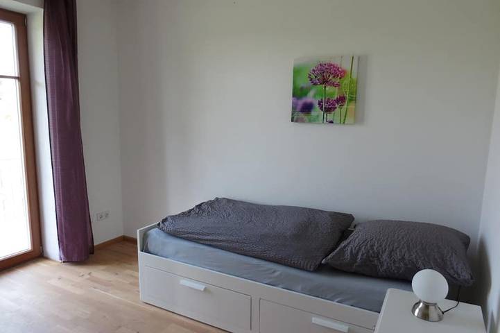 Ferienwohnung für 6 Personen, mit Balkon und Garten in Schondorf - 3