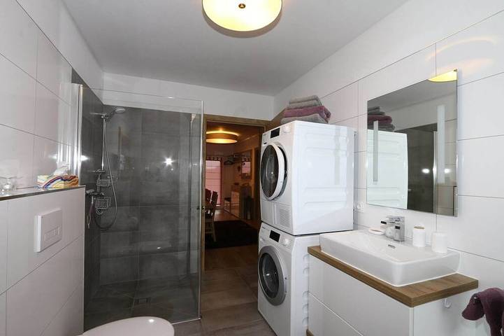 Chalet für 6 Personen, mit Balkon und Pool in Inzell - 4