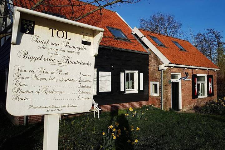 Ferienhaus für 8 Personen, mit Terrasse und Garten - 1
